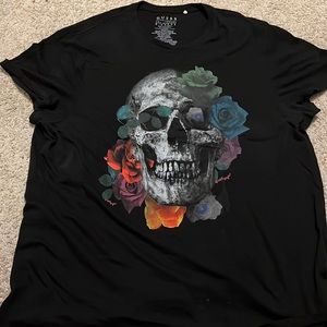 Guess black skull T shirt